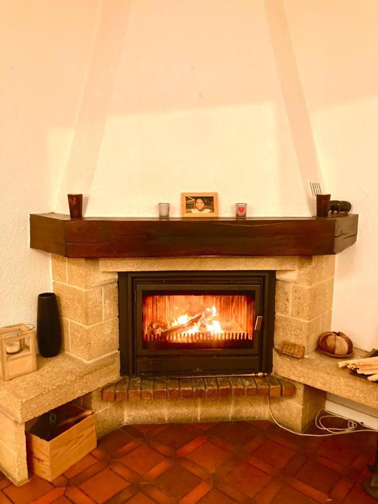 Cheerful Villa With Fireplace, Bath-Tub And Garden Noville 외부 사진