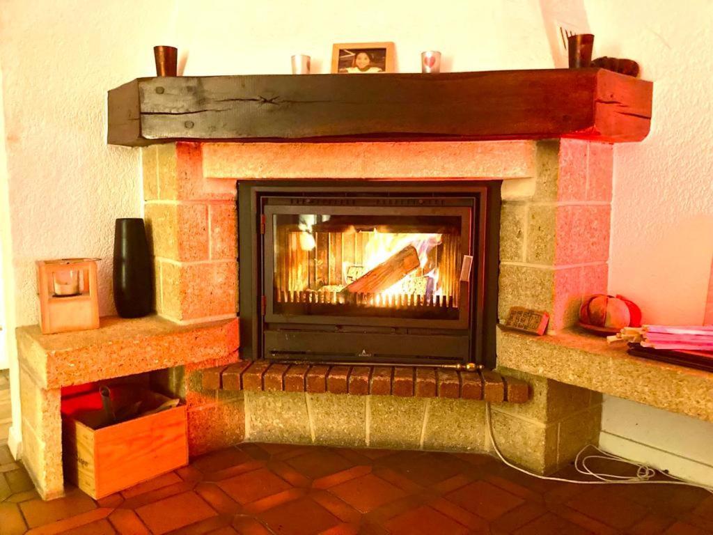 Cheerful Villa With Fireplace, Bath-Tub And Garden Noville 외부 사진