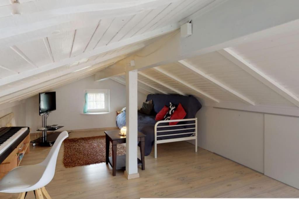 Cheerful Villa With Fireplace, Bath-Tub And Garden Noville 외부 사진