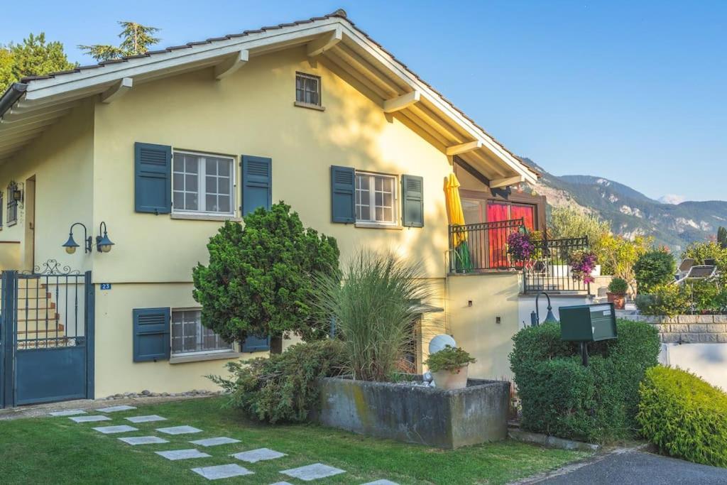 Cheerful Villa With Fireplace, Bath-Tub And Garden Noville 외부 사진